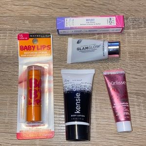 🎀NWT 5 piece skin care bundle!